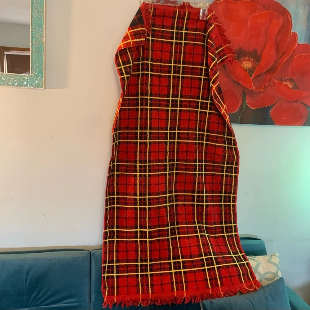 vintage Finlay’s bath towel Tartan Made In Scotland Pure Cotton